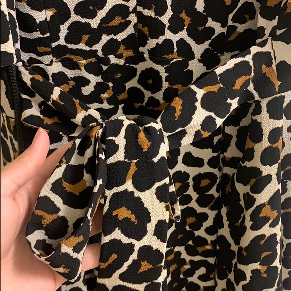 Cheetah print romper - Picture 7 of 9